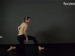 FlexyTeens - Zina displays supple nude body